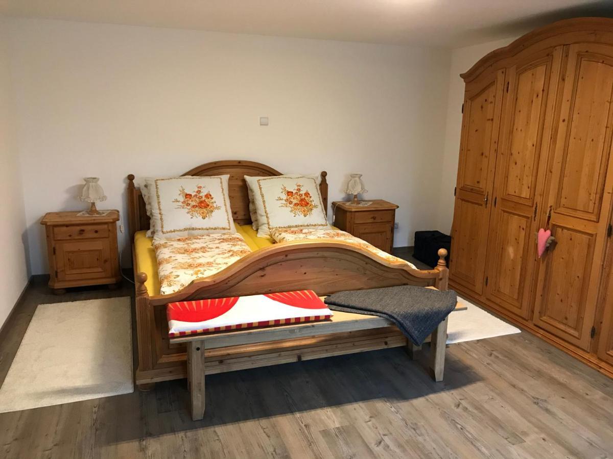 Ferienwohnung „Frosch“ Neukirchen-Balbini Exteriér fotografie